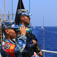 “護(hù)航先鋒”?？谂灒阂娮C中國海軍護(hù)航十年