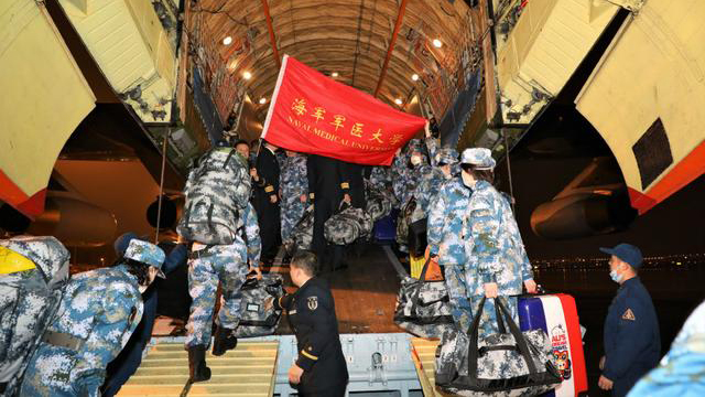 喜迎黨的二十大特刊丨沖鋒有我，解放軍來了