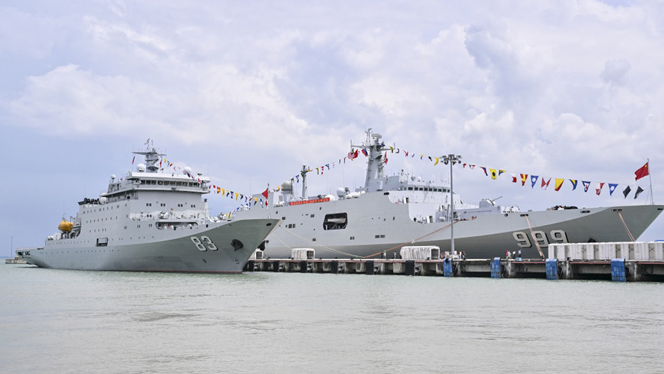 中國海軍戚繼光艦、井岡山艦訪問馬來西亞