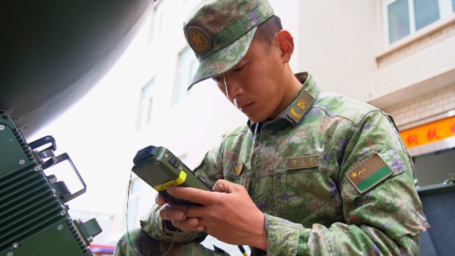 了不起的中國(guó)軍人丨周長(zhǎng)亮：跑出新時(shí)代通信兵的加速度